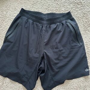 Men’s Alo shorts